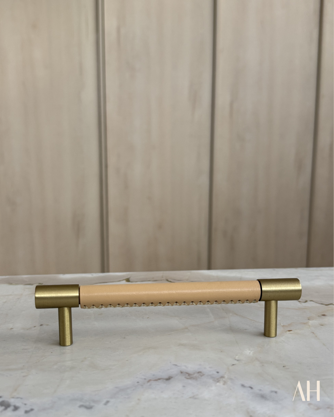 Scotty Handle