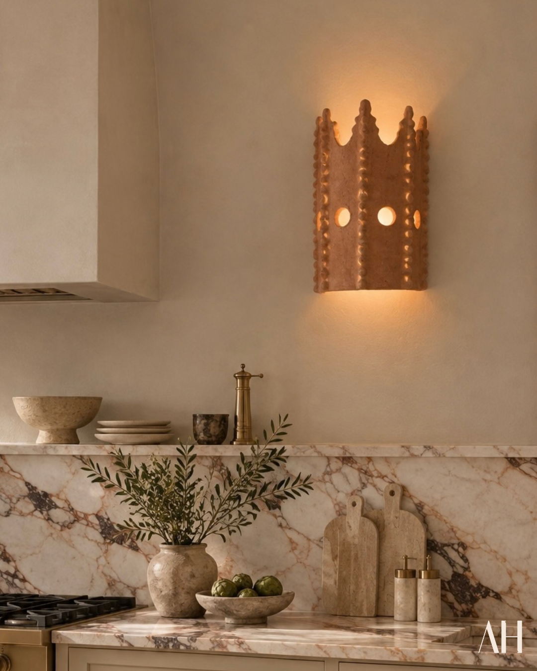 The Royal Sconce