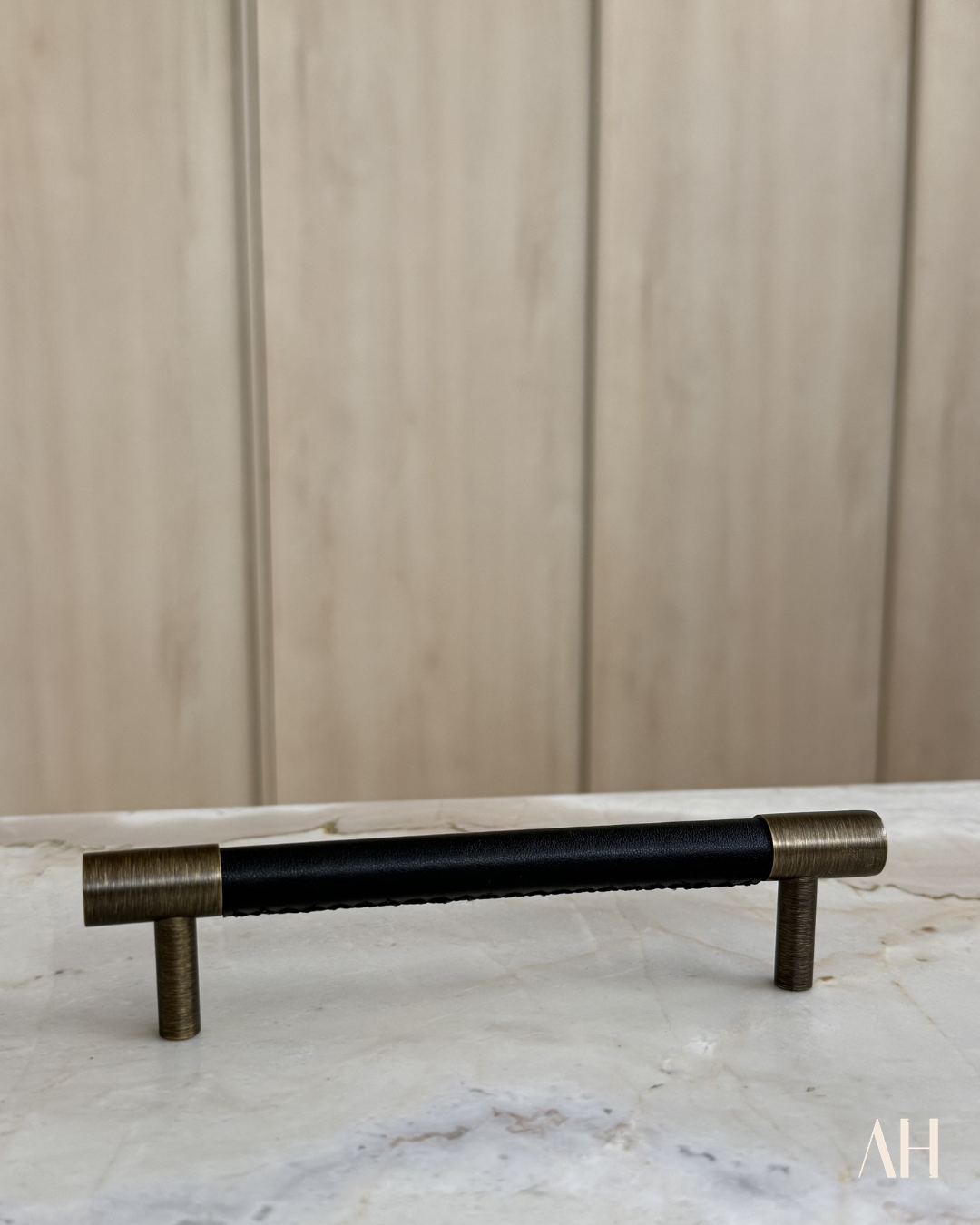 Scotty Handle